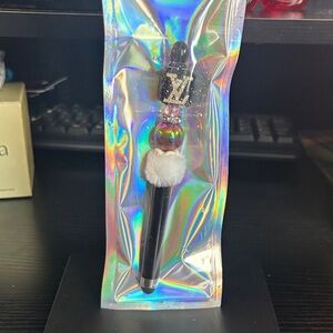 Handmade Fashion Black and Silver Stylus with Pom Pom